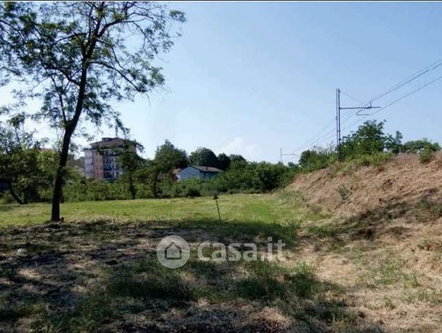 Terreno agricolo in commerciale in Via Giuseppe Carrera