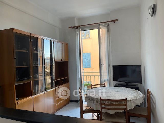 Appartamento in residenziale in Via Zella 11