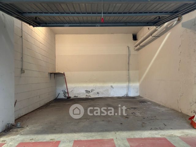 Garage/posto auto in residenziale in 