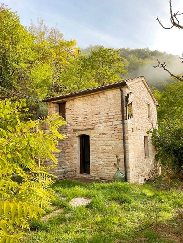 Casa indipendente in residenziale in