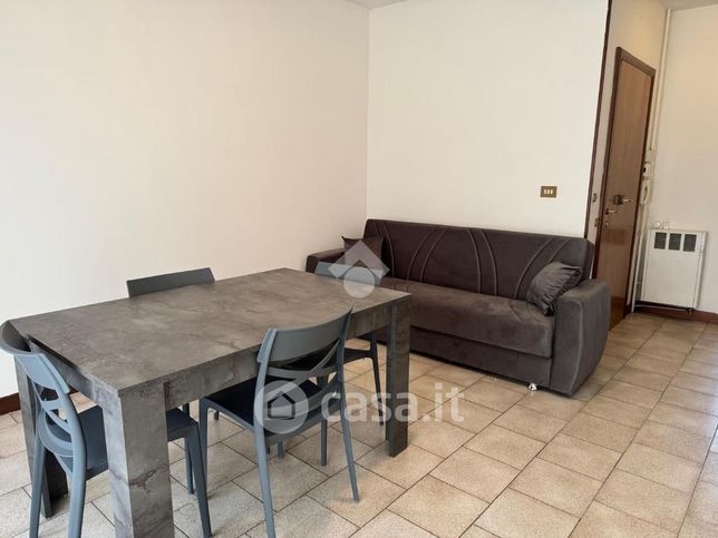 Appartamento in residenziale in Via Emilio Salgari 33