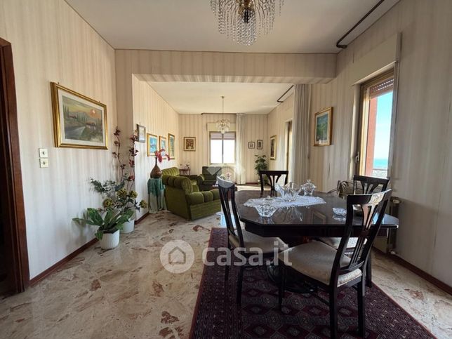 Appartamento in residenziale in Via Empedocle 111
