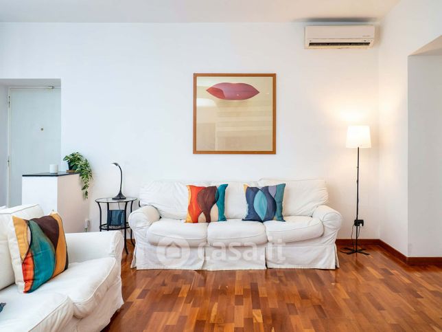 Appartamento in residenziale in Piazza XXV Aprile 9