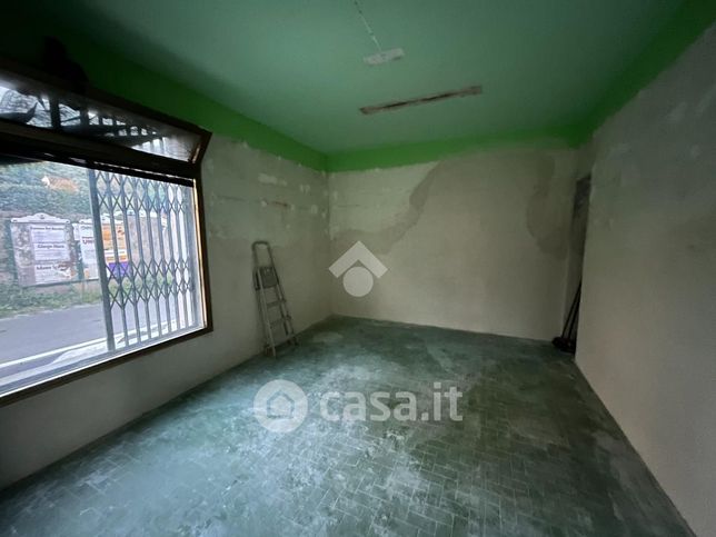 Capannone in commerciale in Via del Bertacchino