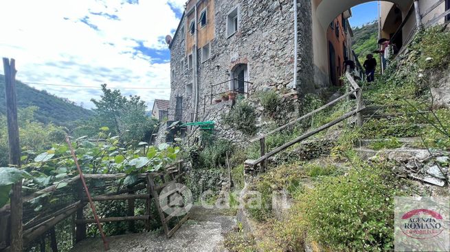 Casa bi/trifamiliare in residenziale in Strada Senza Nome