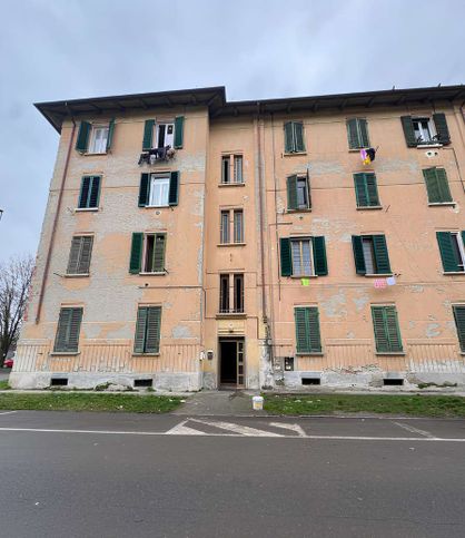Appartamento in residenziale in Via Pavia 38