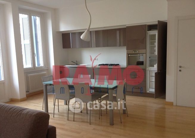 Appartamento in residenziale in Via Antonio Stoppani 9
