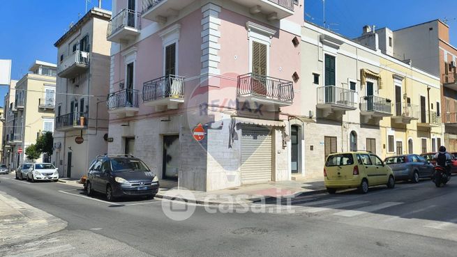 Casa indipendente in residenziale in