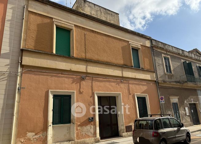 Appartamento in residenziale in Via Serafino Elmo