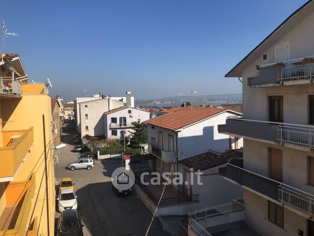 Casa indipendente in residenziale in Via Po