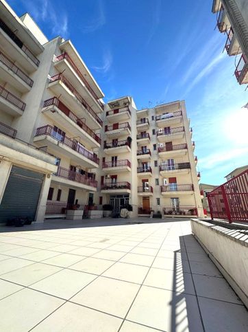 Appartamento in residenziale in Via Magna Grecia 63