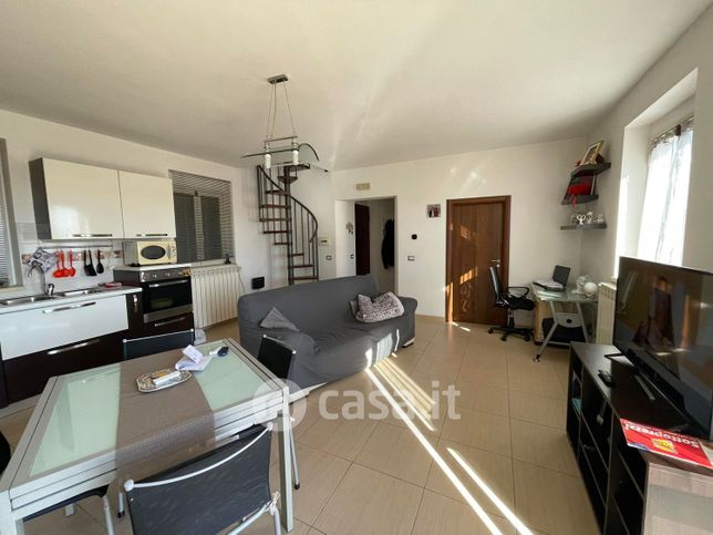 Appartamento in residenziale in Via degli Svevi 50