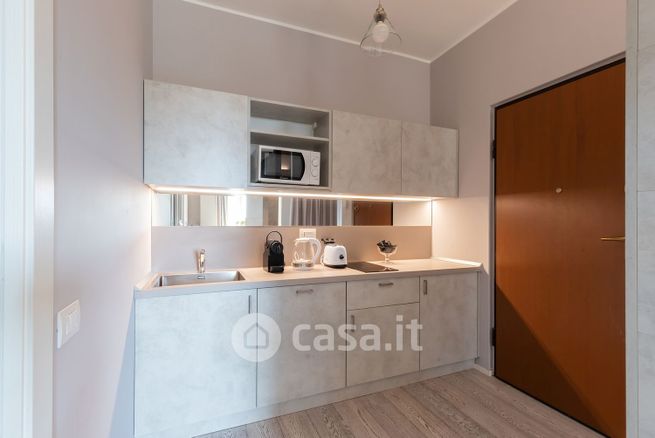 Appartamento in residenziale in Via Gustavo Fara 30