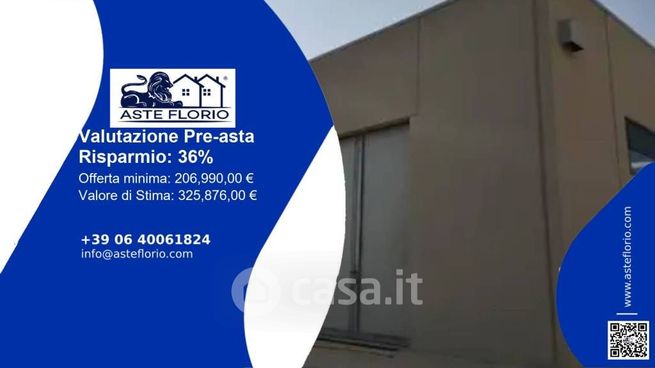 Capannone in commerciale in Contrada Garzalla