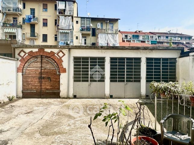 Garage/posto auto in residenziale in Via Ticino 18