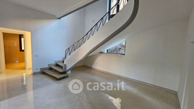 Appartamento in residenziale in Via Monte Vettore 45