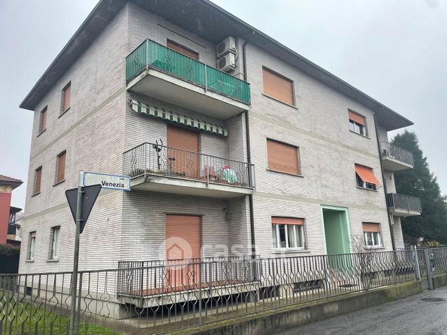 Appartamento in residenziale in Via Venezia 8