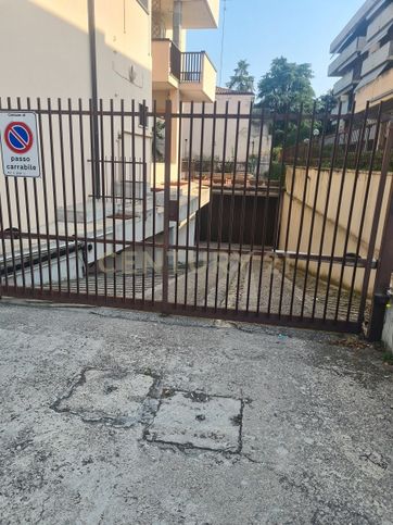 Box/posto auto in residenziale in Via UnitÃ  d'Italia 227