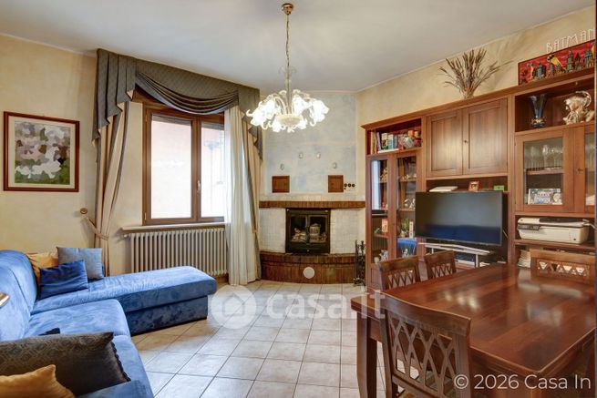 Villa in residenziale in Via Bracciano