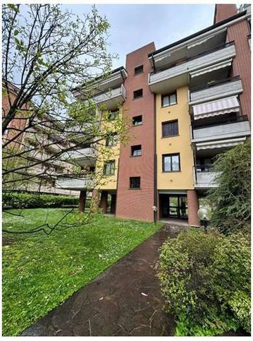 Appartamento in residenziale in Via Adda 7