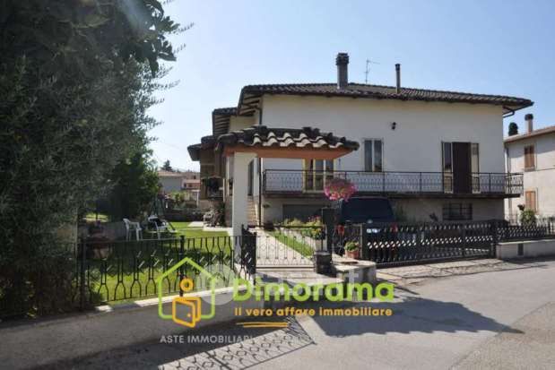 Appartamento in residenziale in Via Spineto 14