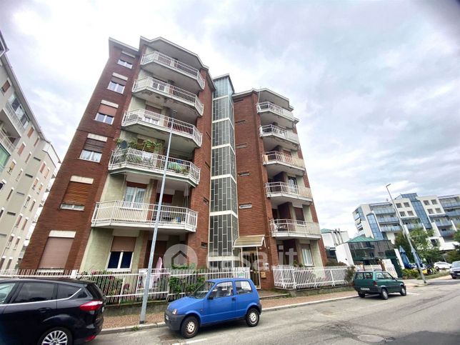 Appartamento in residenziale in Via Addis Abeba 41