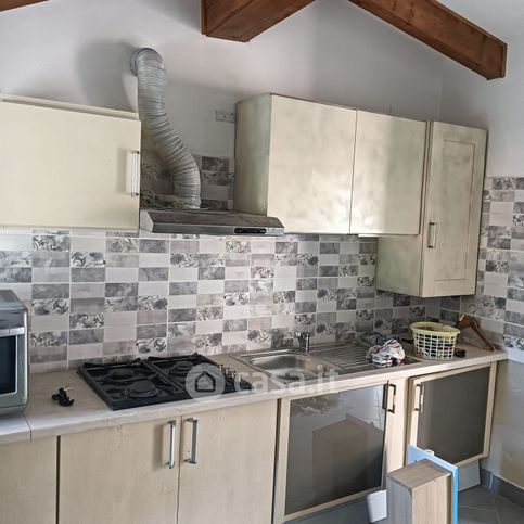 Casa indipendente in residenziale in Via Cardinale Pasqua 7
