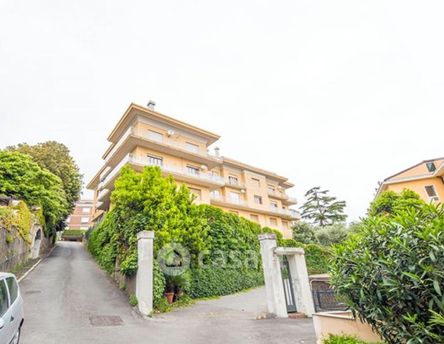 Appartamento in residenziale in Via Dodecaneso