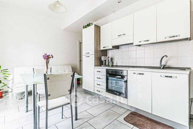 Appartamento in residenziale in Via Alberto Dallolio