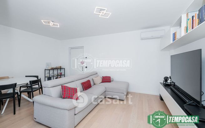 Appartamento in residenziale in Via Romagna 13