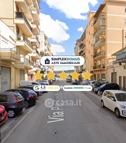 Appartamento in residenziale in Via Pier Santi Mattarella