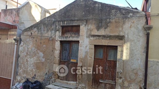 Casa indipendente in residenziale in Via Massimo D'Azeglio 10