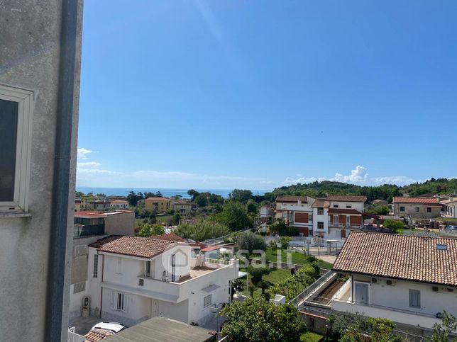 Appartamento in residenziale in Via Appia 100