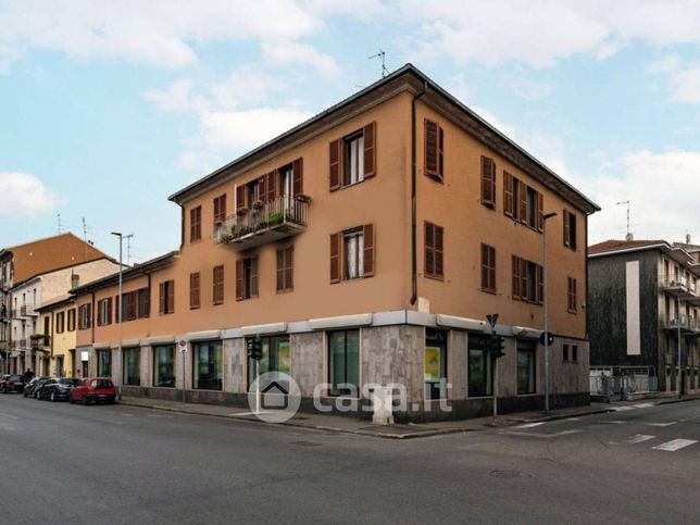 Ufficio in commerciale in Corso Trieste 28