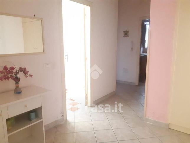 Appartamento in residenziale in Via Isaia Gabola 29