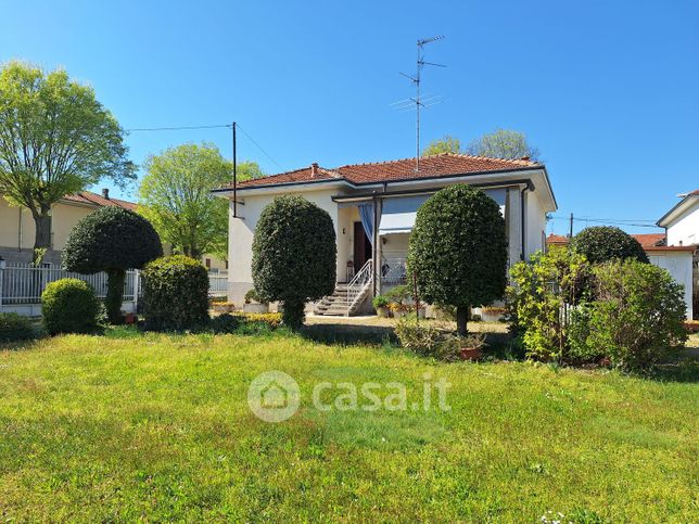Villa in residenziale in Via Chisimaio