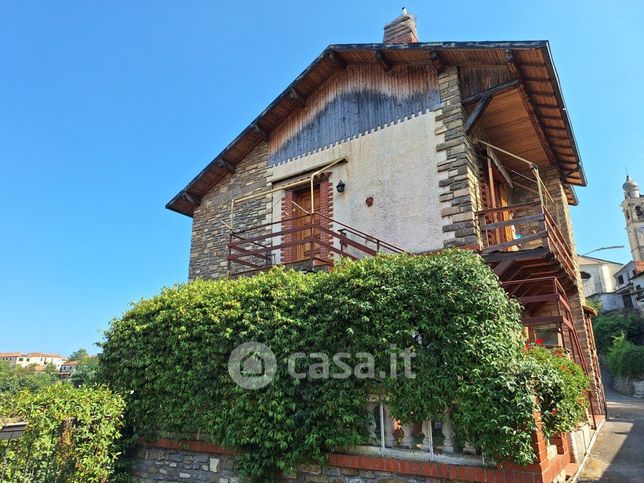 Casa indipendente in residenziale in Strada provinciale Alassio Testico