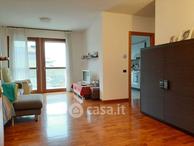 Appartamento in residenziale in Via Giovanni Gandini 26  d