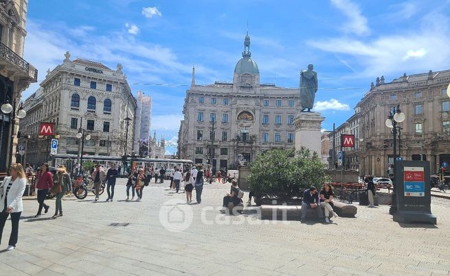 Ufficio in commerciale in Largo Cairoli