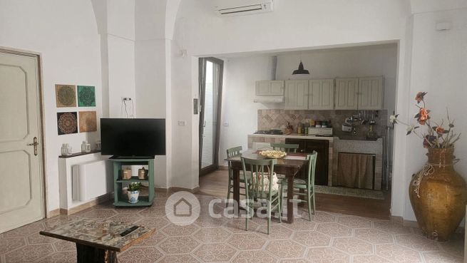 Appartamento in residenziale in Via Bernardo Selvaggi 10