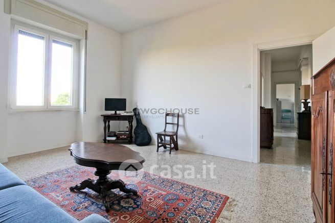 Appartamento in residenziale in Via Costantino 4