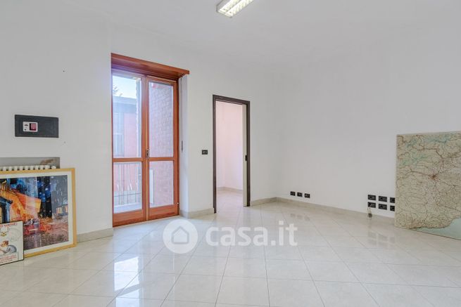 Appartamento in residenziale in Via Giovanni Servais 91