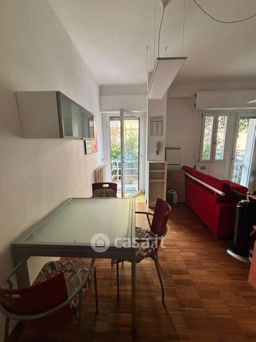 Appartamento in residenziale in Via Damiano Chiesa 13