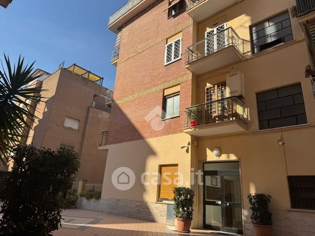 Appartamento in residenziale in Via Pietro Adami