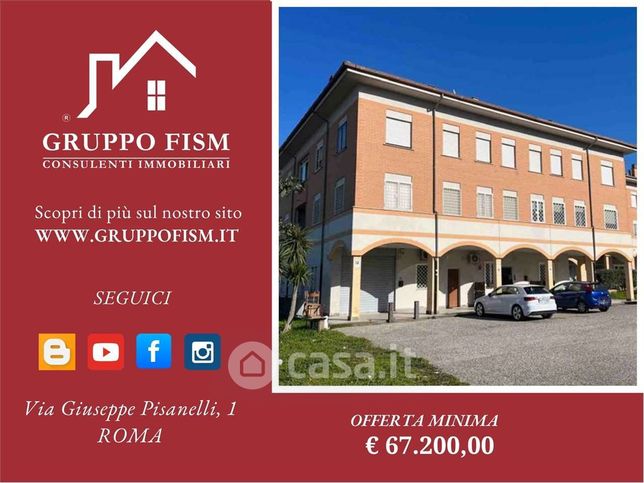 Box/posto auto in residenziale in Via Pollina 30
