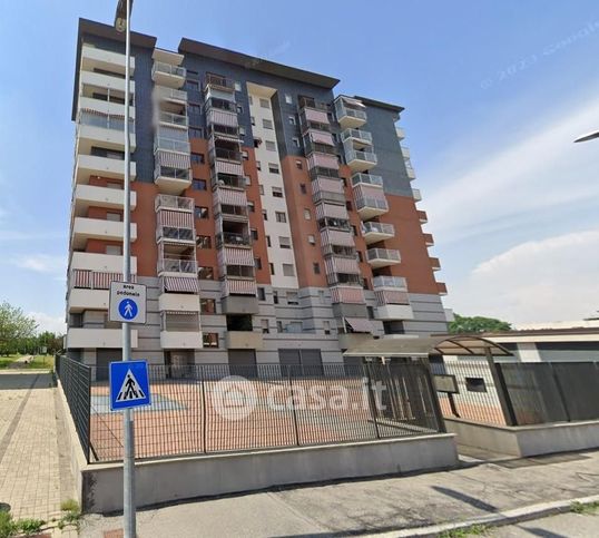 Appartamento in residenziale in Strada del Portone 35