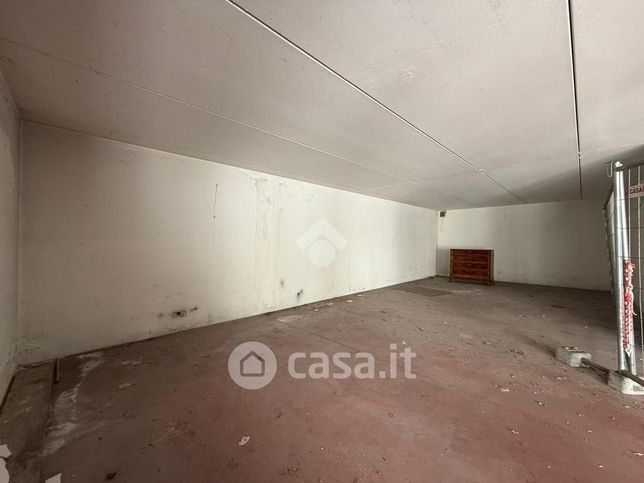 Box/posto auto in residenziale in Via alle Coste