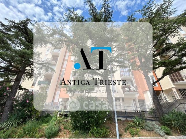 Appartamento in residenziale in Via Monte Mangart 4