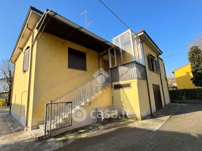 Casa indipendente in residenziale in Viale Antonio Gramsci 160
