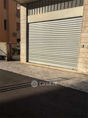 Ufficio in commerciale in 